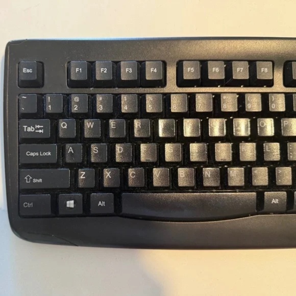 Kensington | Black Pro Fit Wireless Keyboard Wireless Connectivity Membrane Keys - Picture 4 of 14